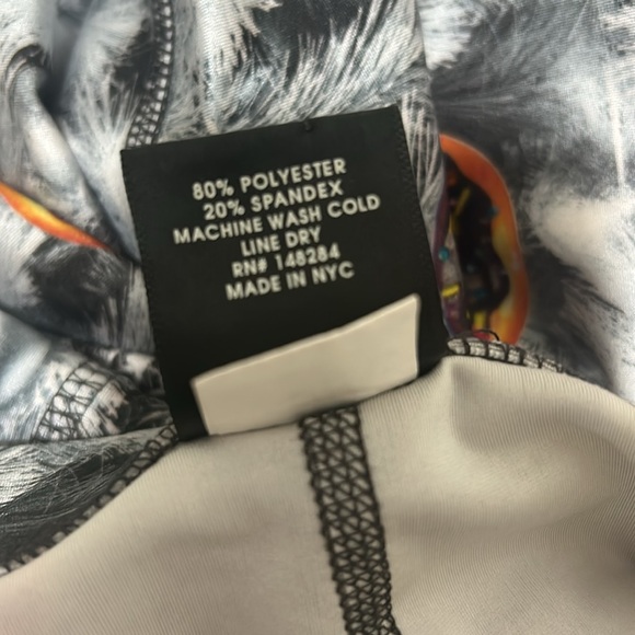 TEREZ LEGGIN DONUT ORNAMENT HOLIDAY  PRINT MID RISE WOMENS SZ MEDIUM - Picture 8 of 10